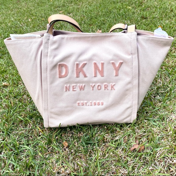 Dkny Handbags - New DKNY Courtney EW East West Canvas Tote (Store Return)